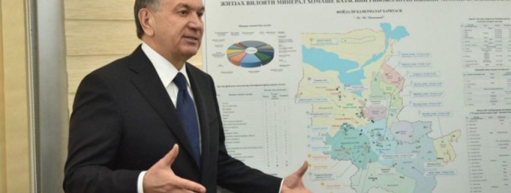 Шавкат Мирзиёев Фориш туманида атом электр станциясини қуриш учун муҳандислик тадқиқотлари олиб борилаётган майдонлардан бирини кўздан кечирди